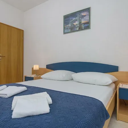 Ivana Apartman *